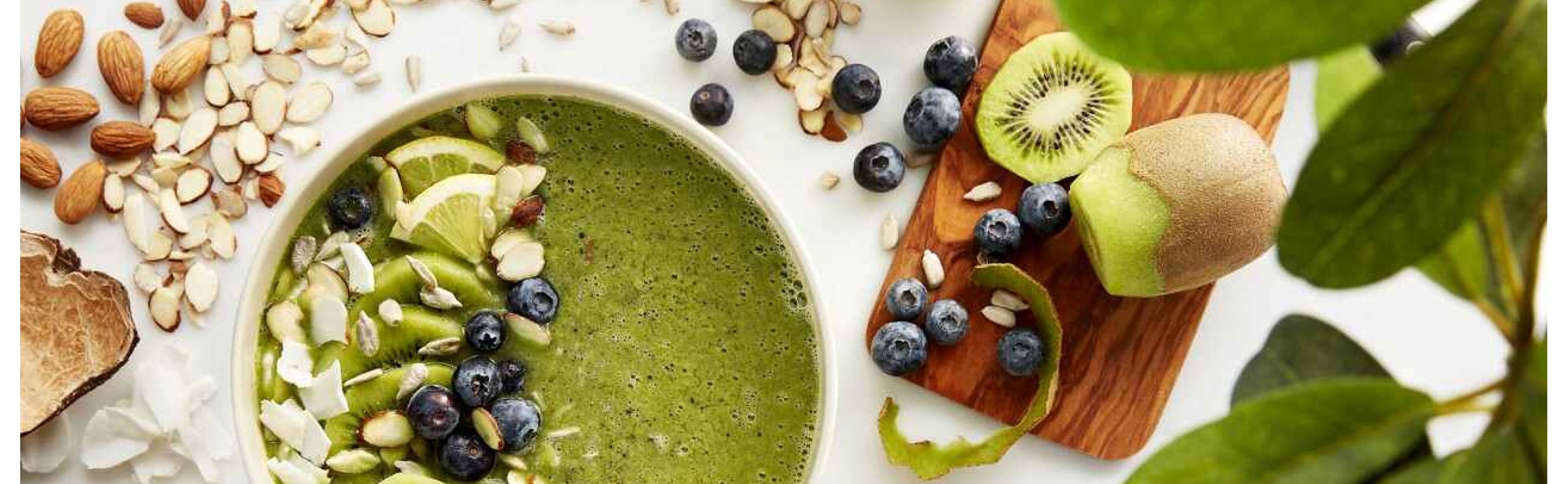 Smoothie bowl next to fresh fruit