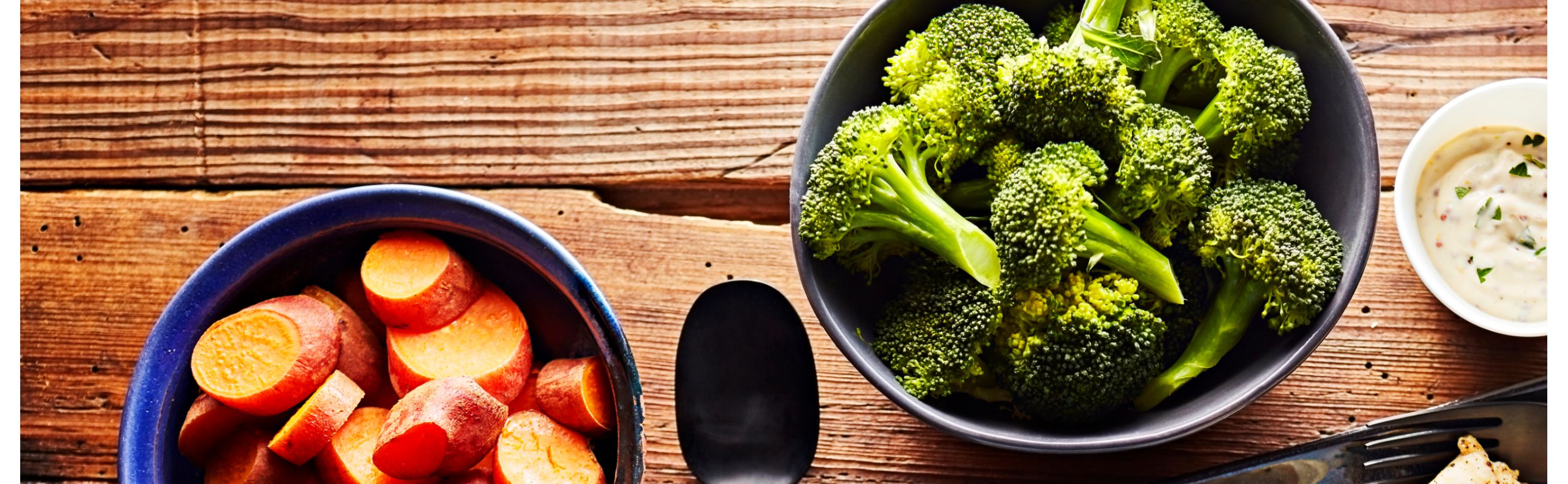 Bowl of steamed broccoli
