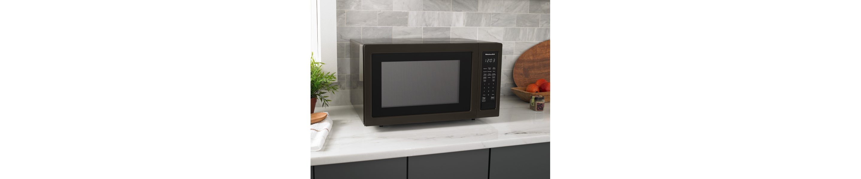 Black countertop microwave