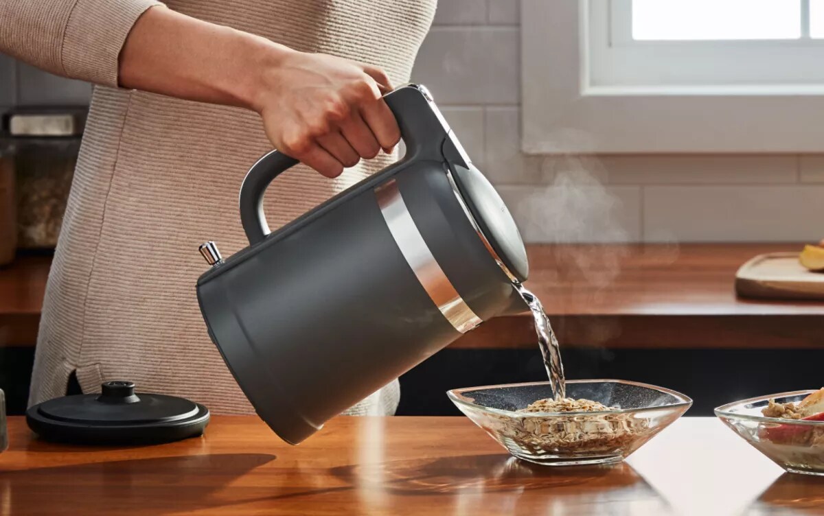 How to Use an Electric Kettle and What to Use it For KitchenAid