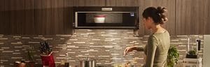 Low profile microwave kitchenaid top