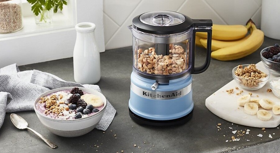 Food Processor Sizes: How Many Cups Do I Need?, Factors To Consider, Buying Guide 2 Food Processor Size Guide