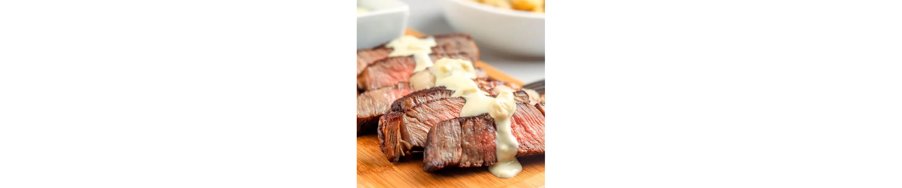 Steak with blue cheese dressing