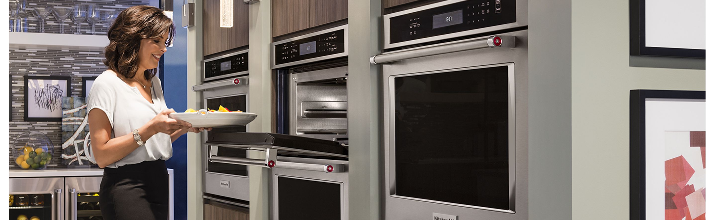 Innovative Wall Ovens to Help Inspire Your Cooking