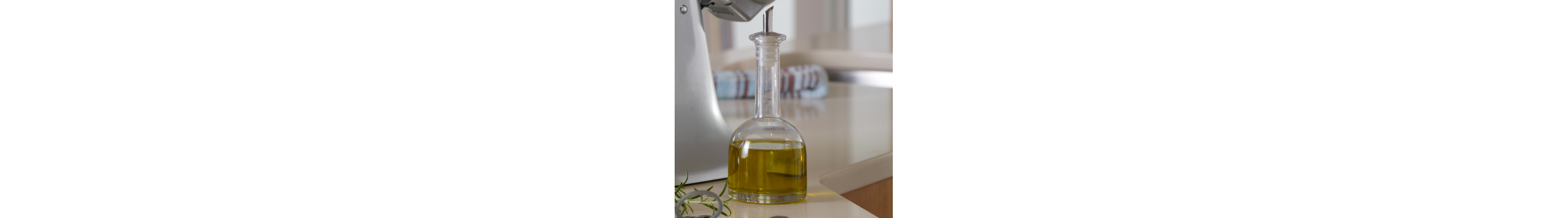 Cruet που περιέχει ελαιόλαδο