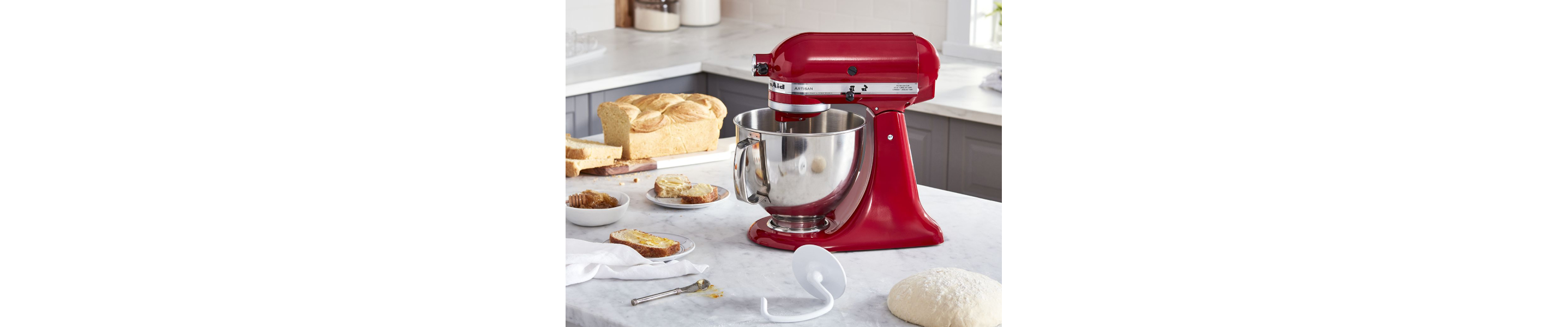 KitchenAid Classic vs. Artisan Mini (Mixer Comparison)