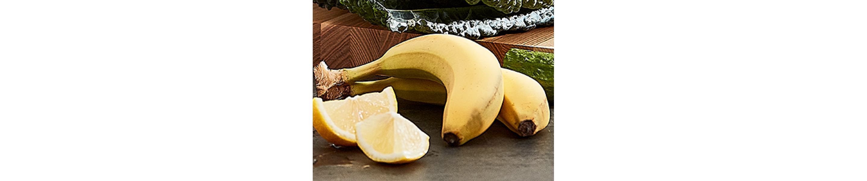 Bananas and lemon