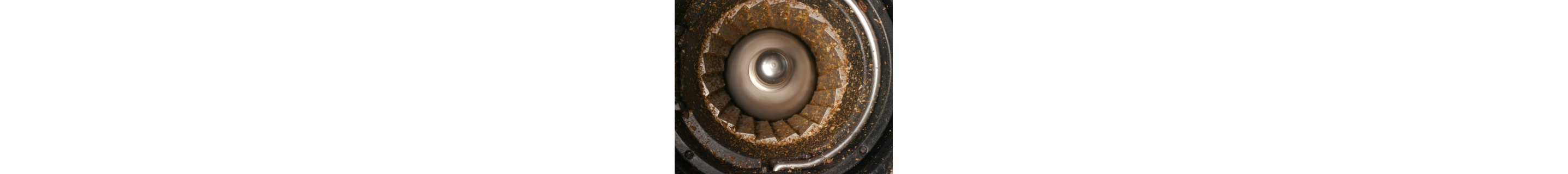 KitchenAid® burr coffee grinder with conical burrs