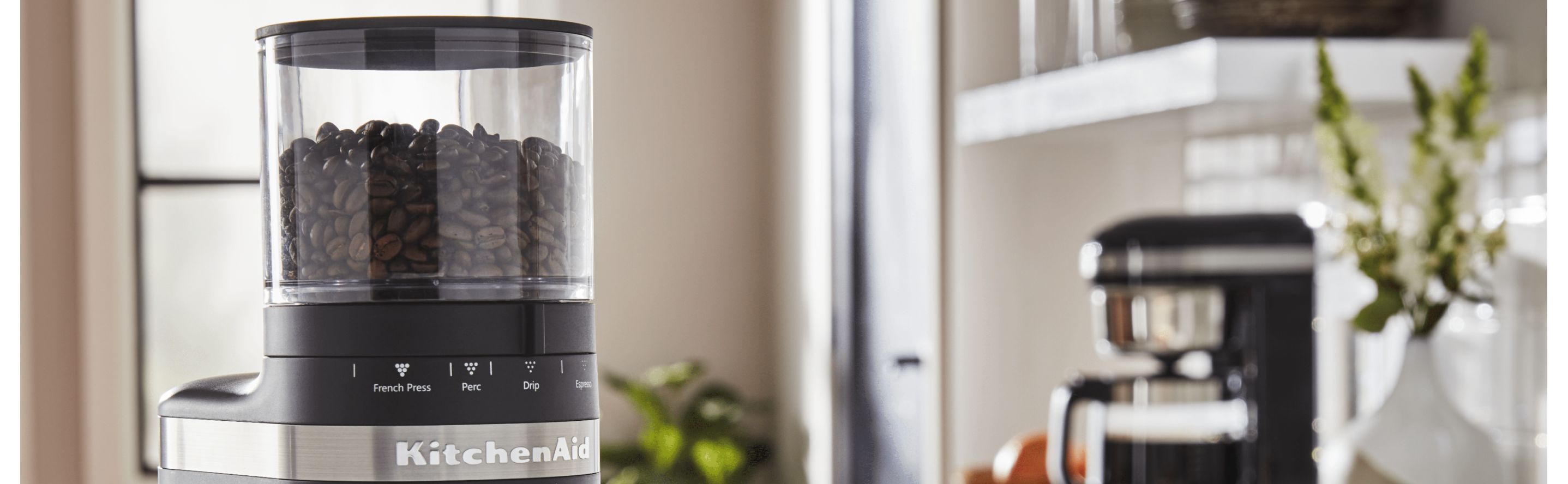 Grinding coffee beans at home clearance