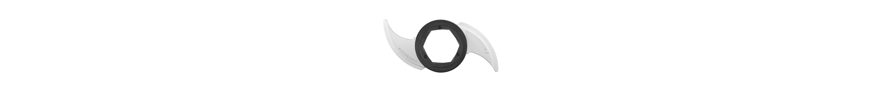 Metal multipurpose blade of a food processor
