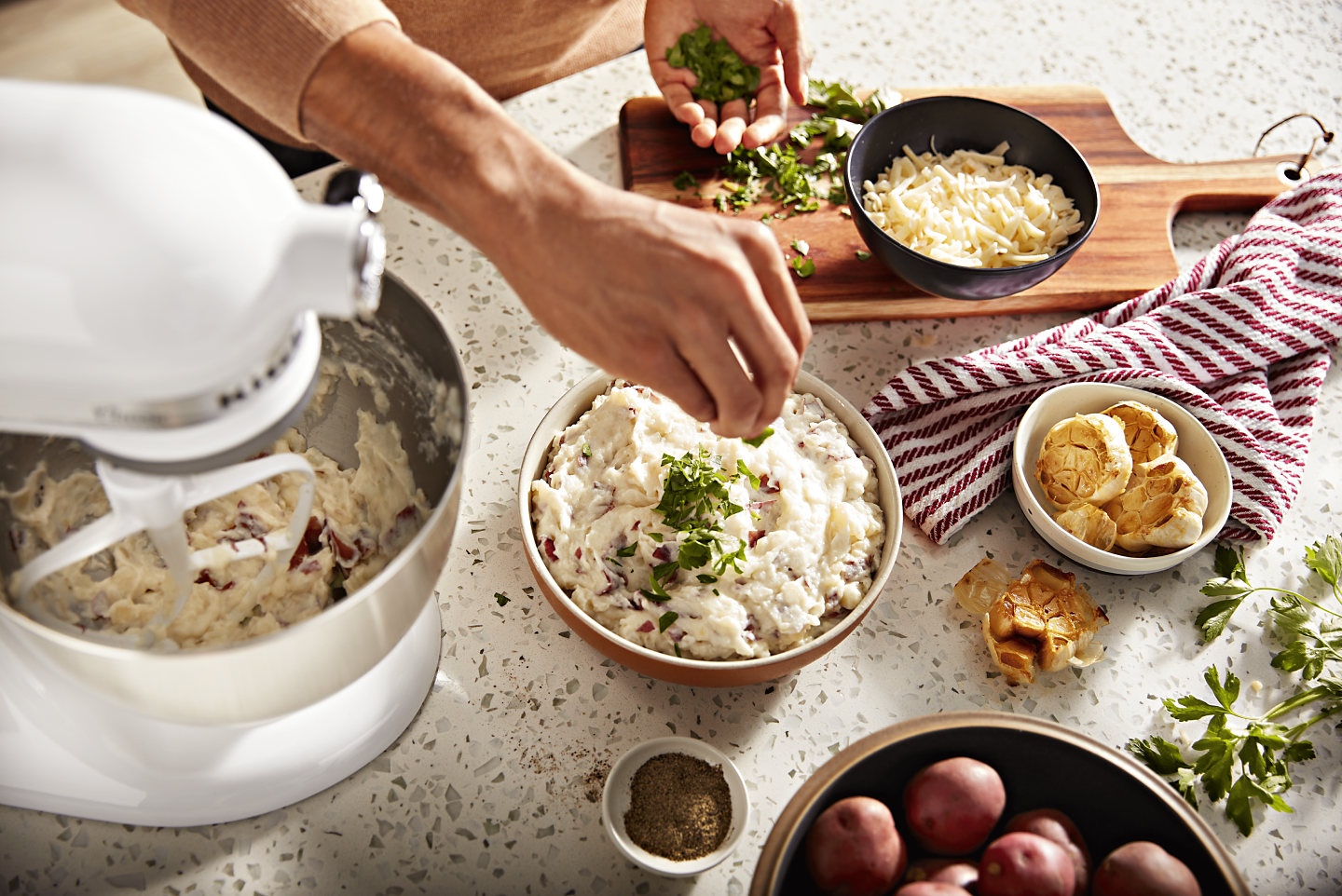 Easy homemade mashed potatoes recipe