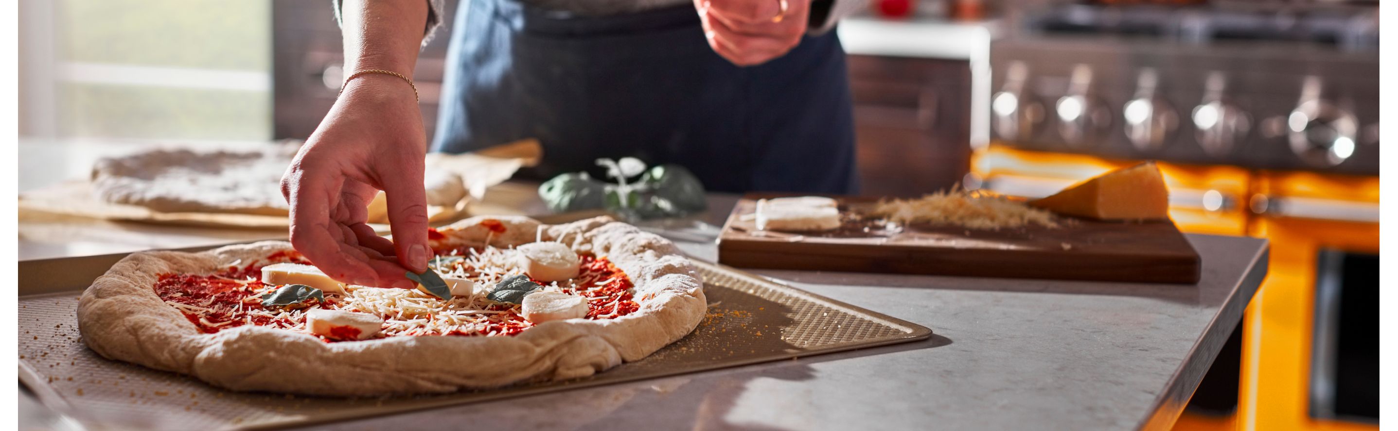 How to Make Pizza Dough With a Stand Mixer