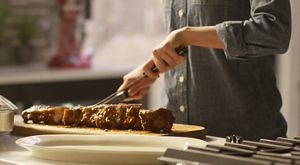 How to Make Ribs in the Oven | KitchenAid