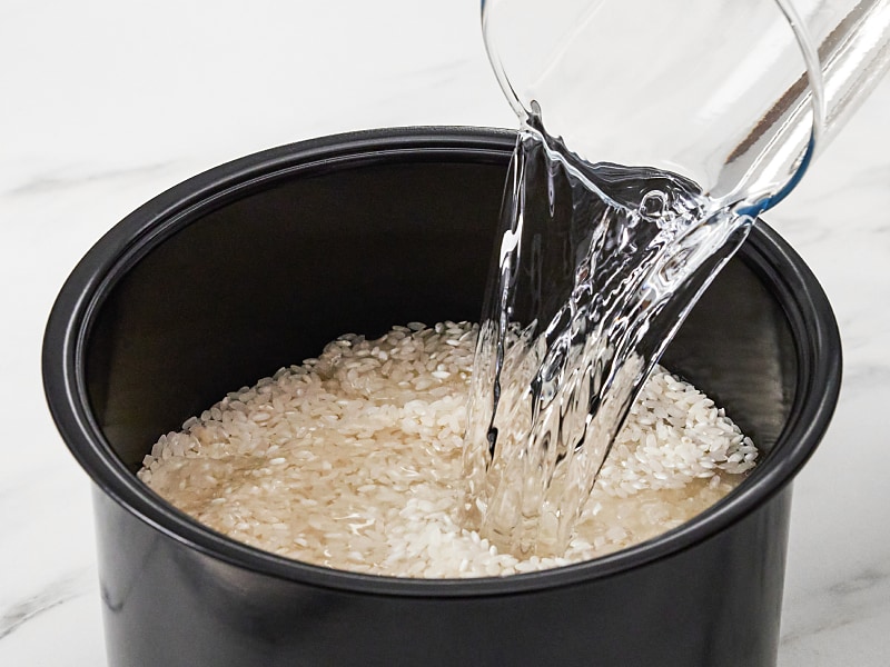 Less Starchy Rice How to Rinse Starchy Rice | KitchenAid