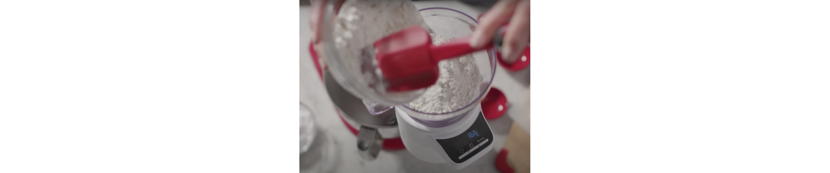 How to Sift Flour