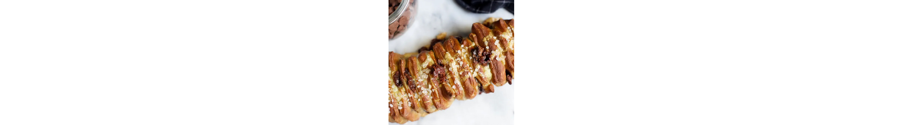 Soft pretzel chocolate chip pull apart bread