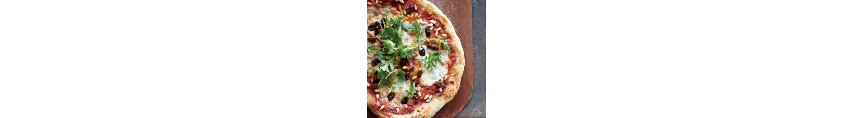 Close-up of baked pizza 