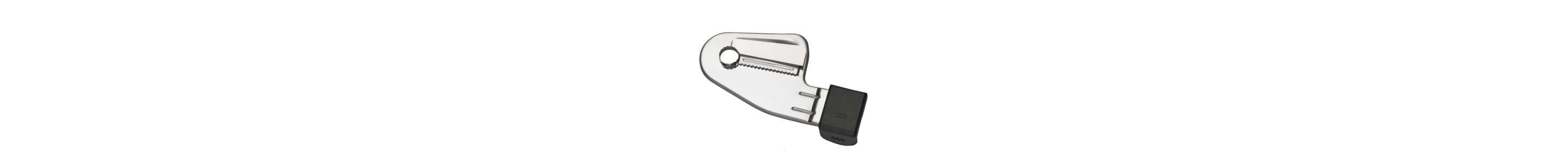 A thin slicing blade.