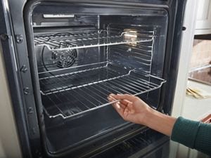 Kitchenaid oven no power outlet