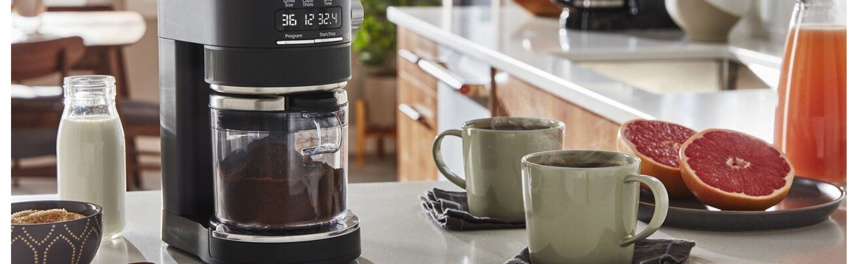 https://www.kitchenaid.com/is/image/content/dam/business-unit/kitchenaid/en-us/marketing-content/site-assets/page-content/pinch-of-help/types-of-coffee-grinders/types-of-coffee-grinders_Masthead.jpg?fit=constrain&fmt=jpg&wid=2875