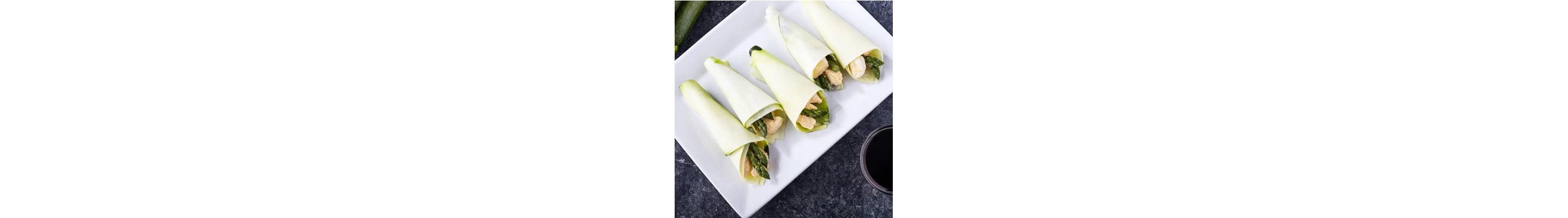 Spicy shrimp hand rolls