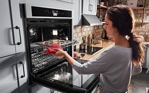 Internet store connected oven