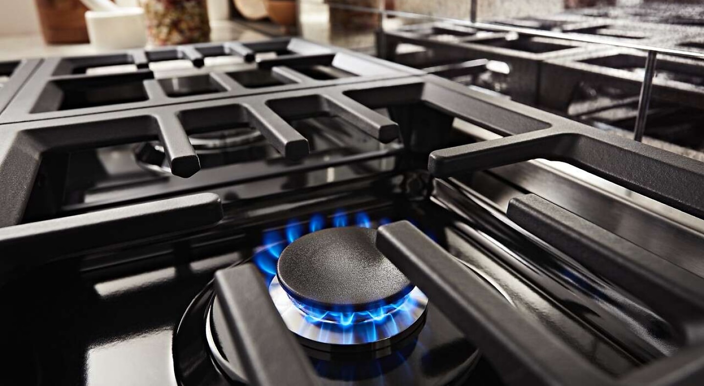 What Is Simmering? Tips and Techniques | KitchenAid