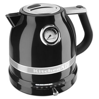 KitchenAid&reg; 1.5 L Pro Line&reg; Series Electric Kettle in Black, KEK1522OB