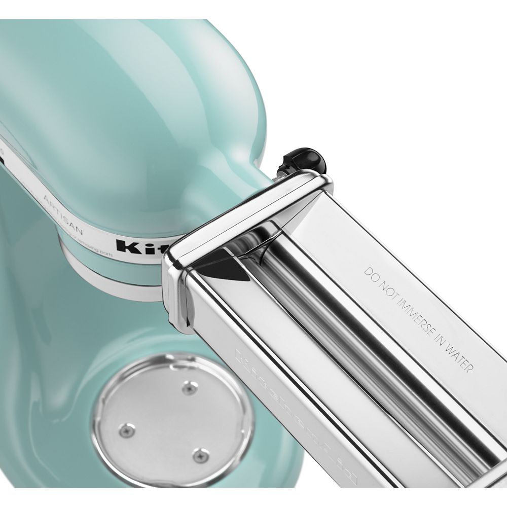 Value Bundle Artisan® Series 5 Quart Tilt-Head Stand Mixer with Fresh Prep Slicer/Shredder Attachment