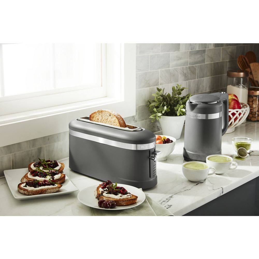 2 Slice Long Slot Toaster with High-Lift Lever