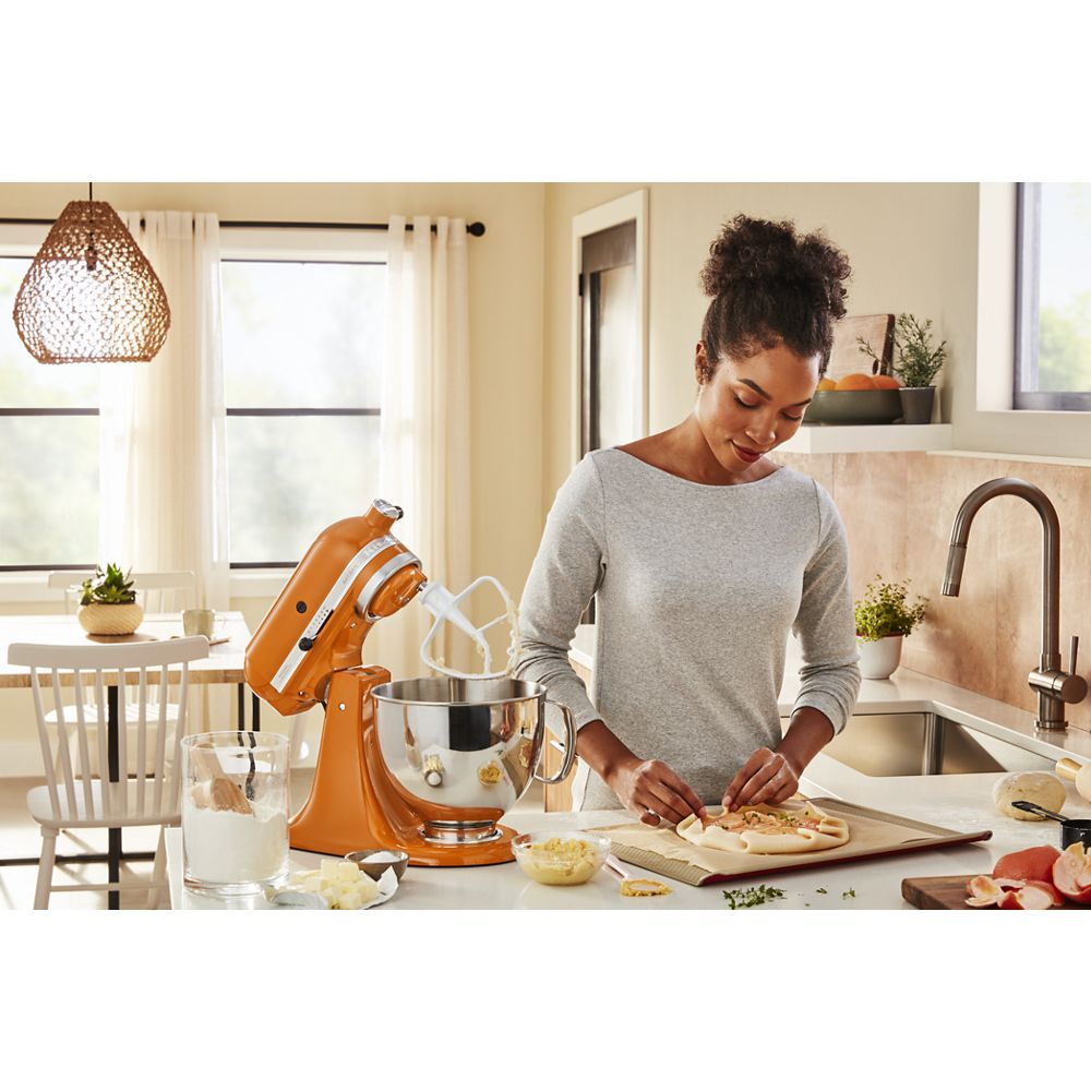2021 Color of the Year Honey Stand Mixer