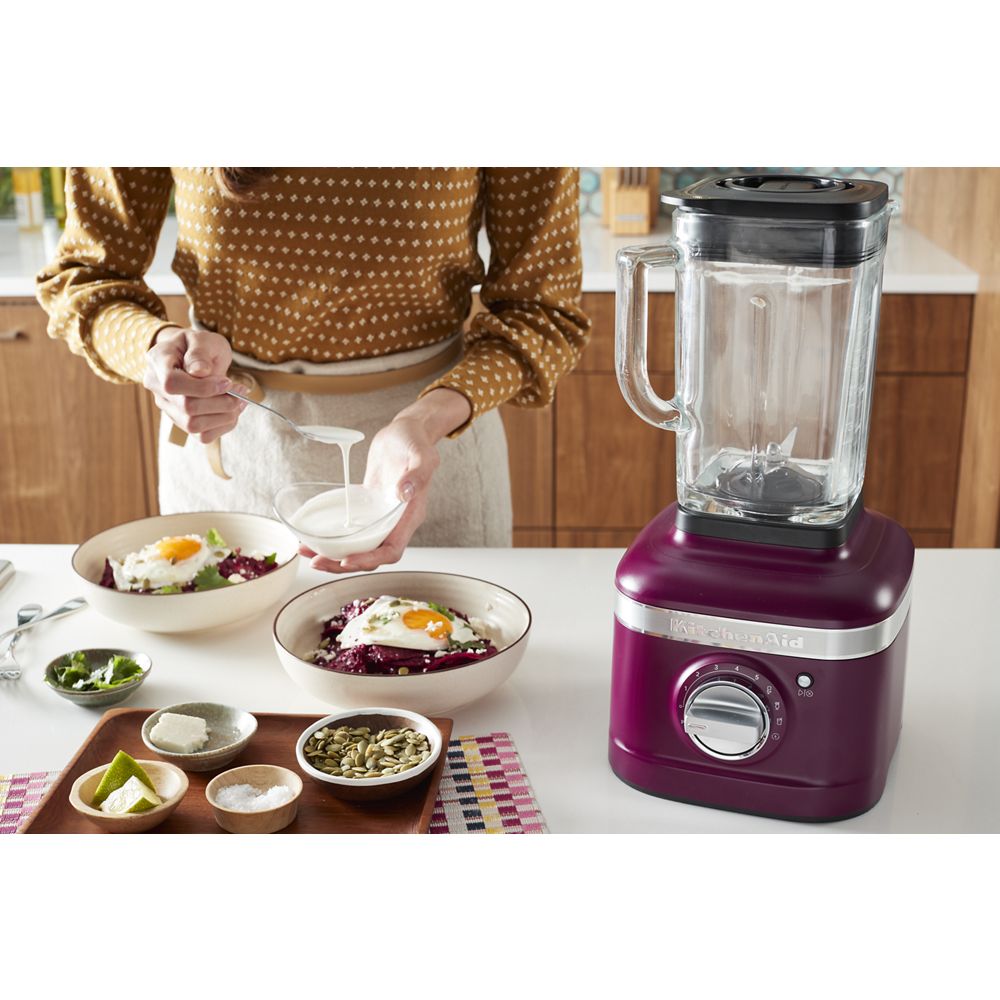 2022 Color of the Year Beetroot K400 Blender