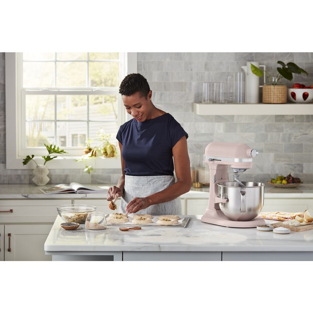 KitchenAid® 7 Quart Bowl-Lift Stand Mixer