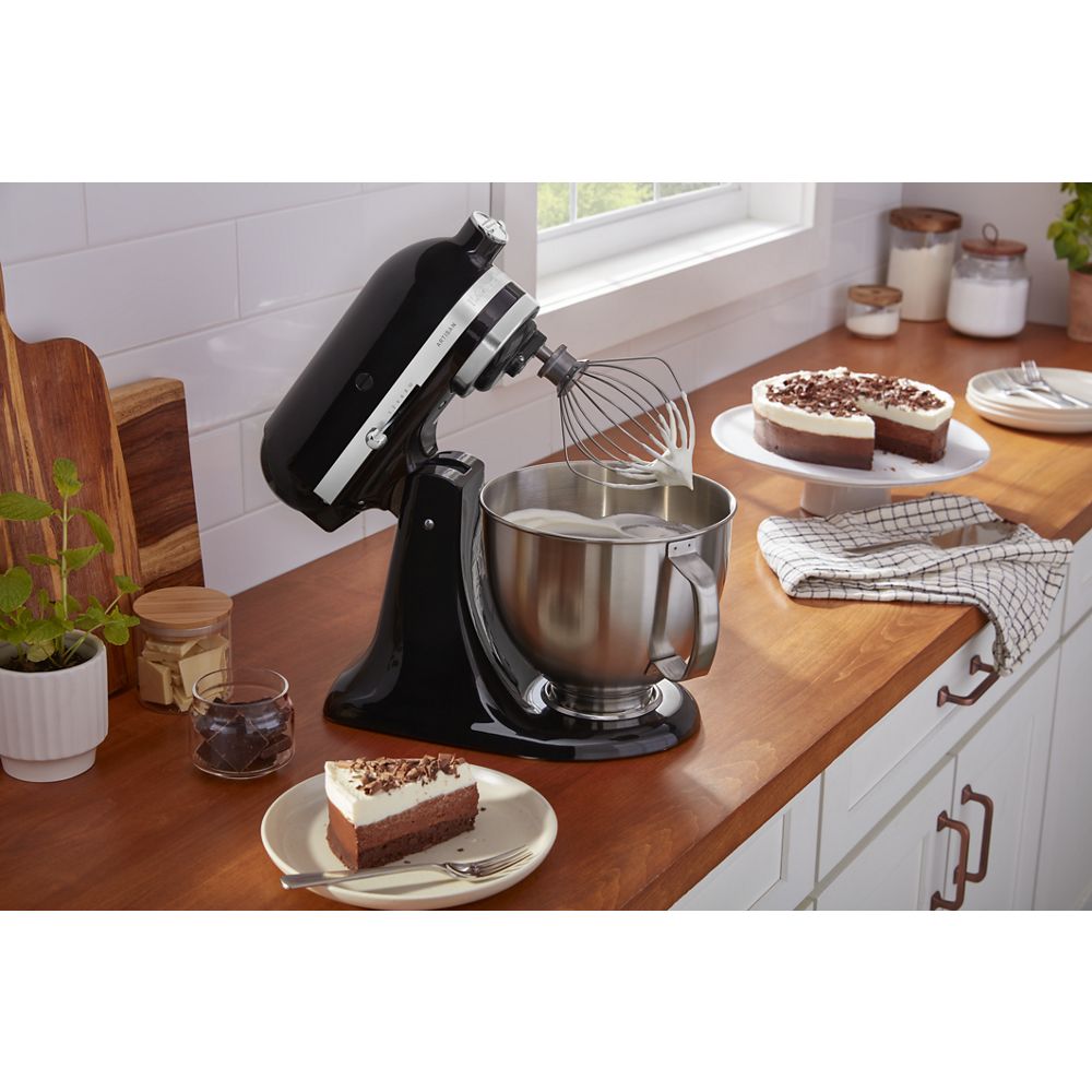Artisan® Series 5 Quart Tilt-Head Stand Mixer with Premium Touchpoints