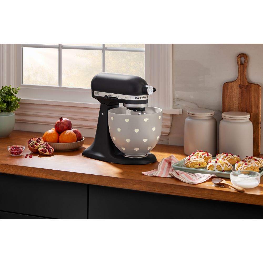 5 Quart Layered Hearts Ceramic Bowl