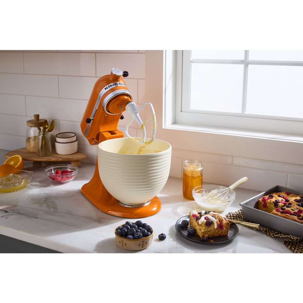 5 Quart Bee Hive Ceramic Bowl