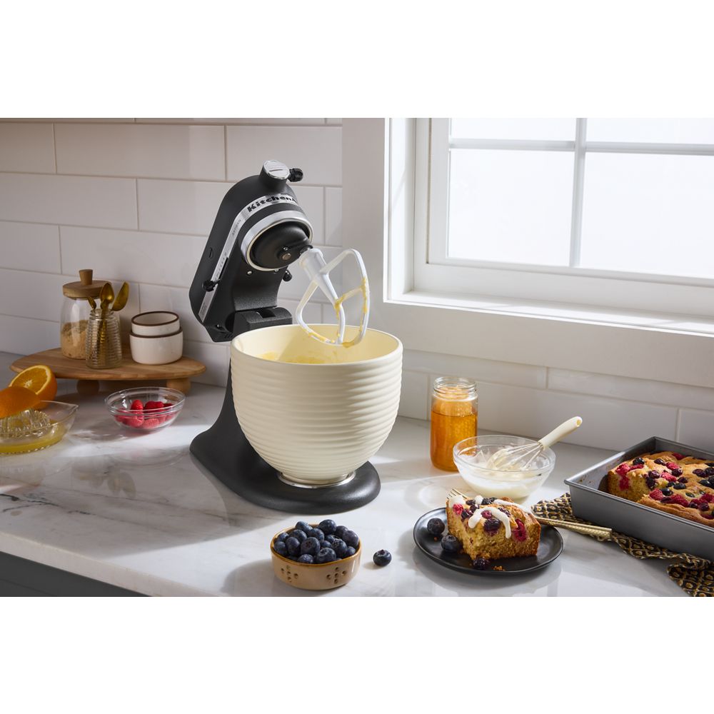 5 Quart Bee Hive Ceramic Bowl